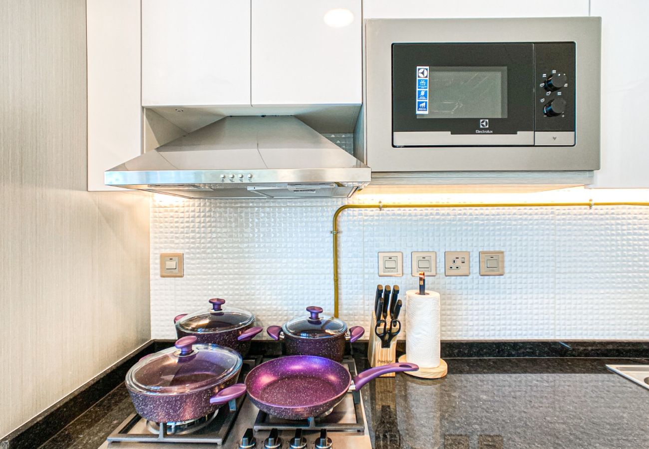 Apartment in Dubai - Chic Urban Escape 1BR in Bayz by Danube-18
