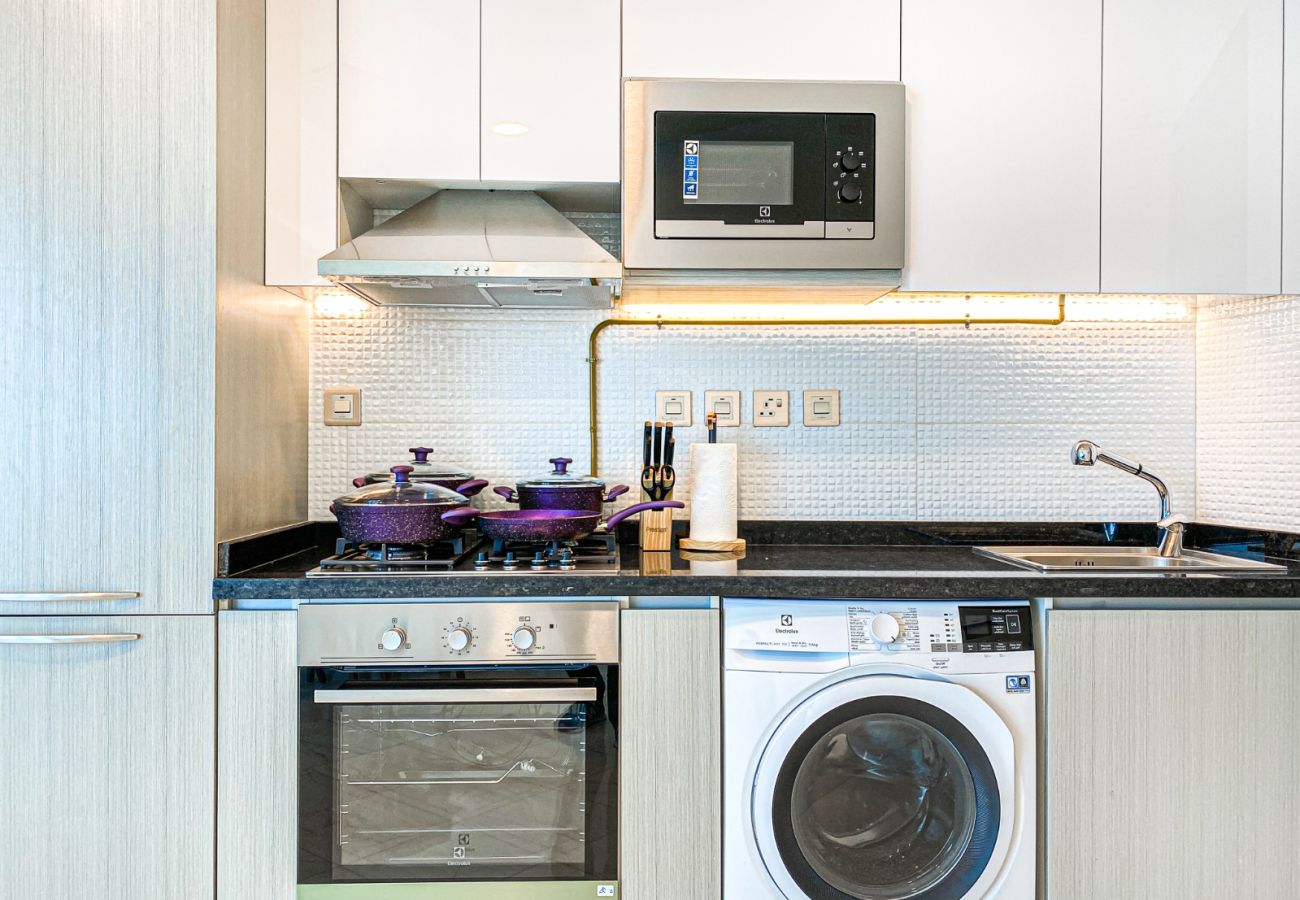 Apartment in Dubai - Chic Urban Escape 1BR in Bayz by Danube-18