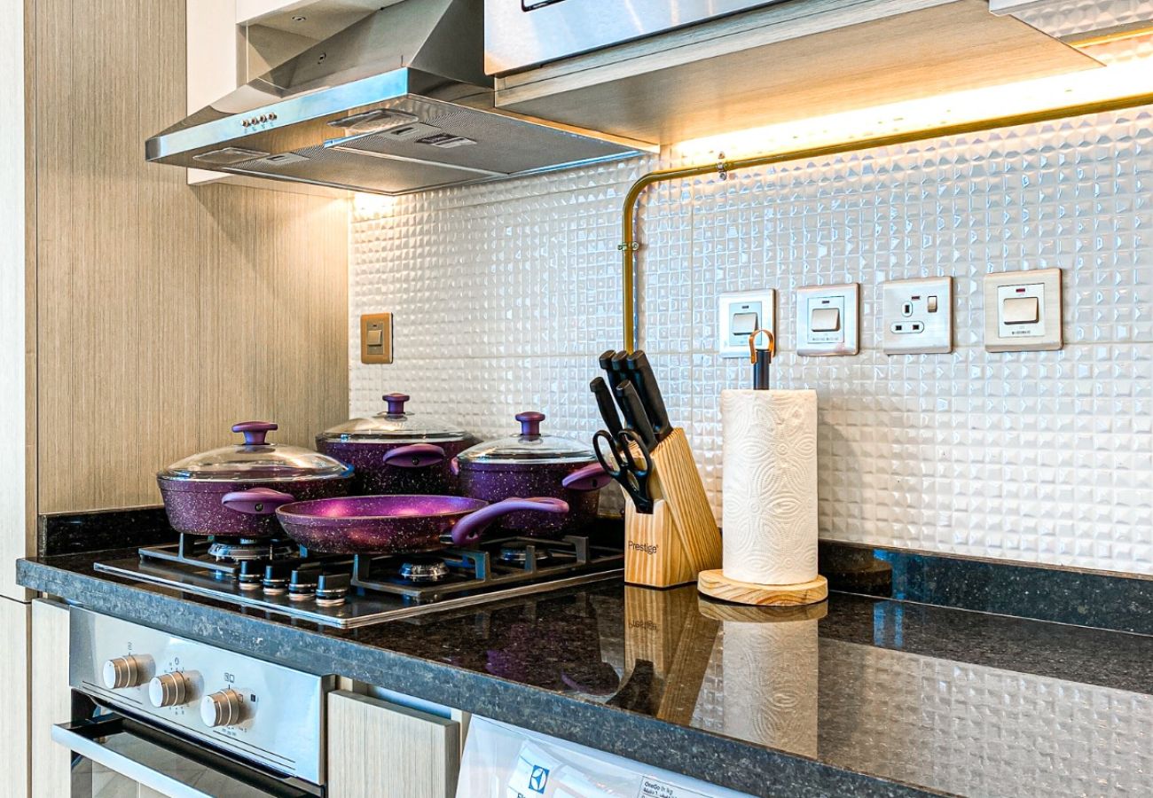 Apartment in Dubai - Chic Urban Escape 1BR in Bayz by Danube-18