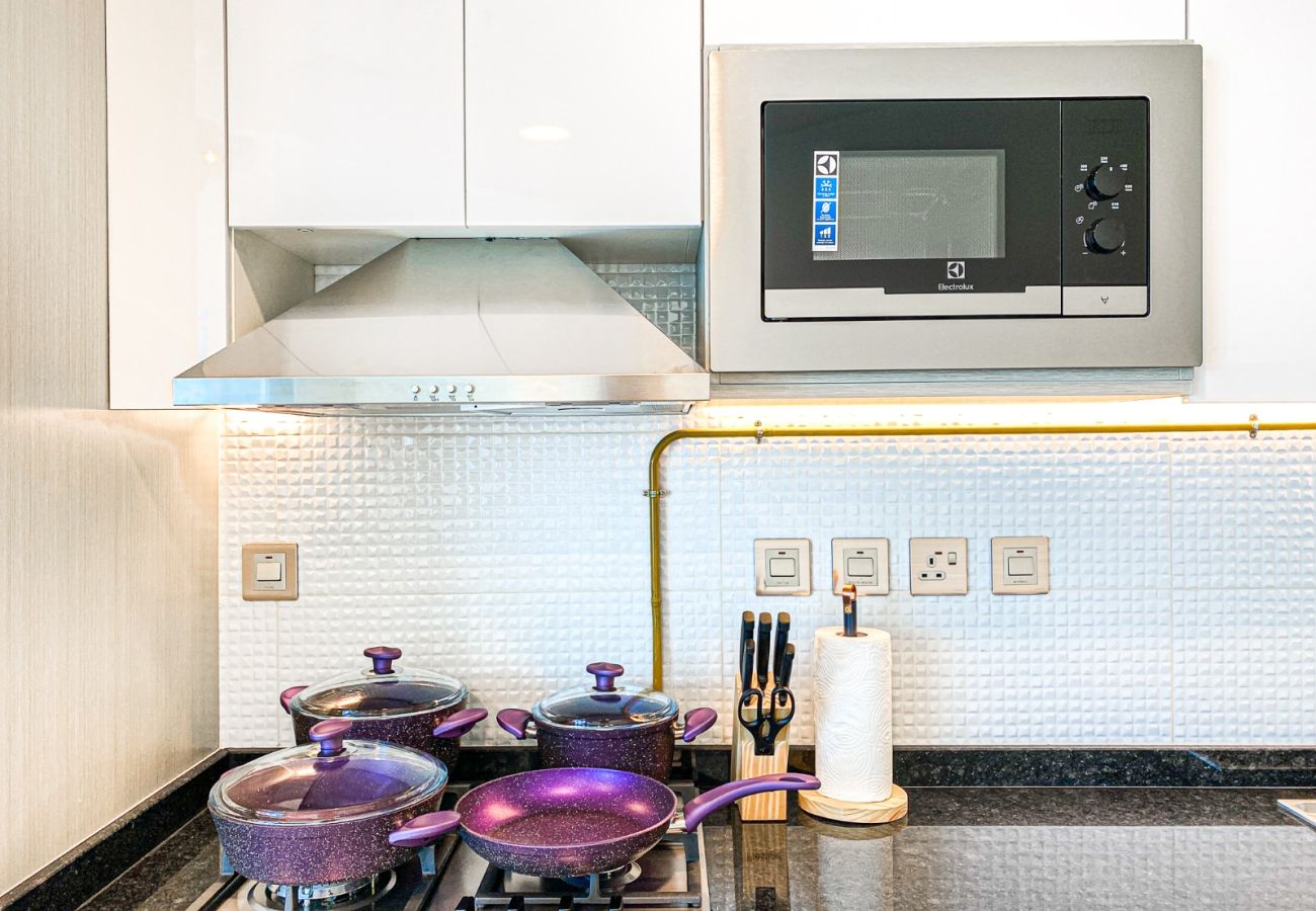 Apartment in Dubai - Chic Urban Escape 1BR in Bayz by Danube-18