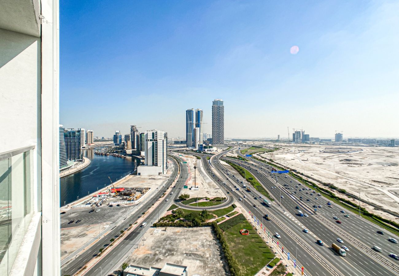 Apartment in Dubai - Chic Urban Escape 1BR in Bayz by Danube-18