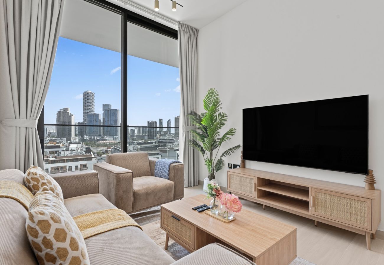 Apartment in Dubai - Aesthetic Elegance: 1 BDR in Binghatti Onyx