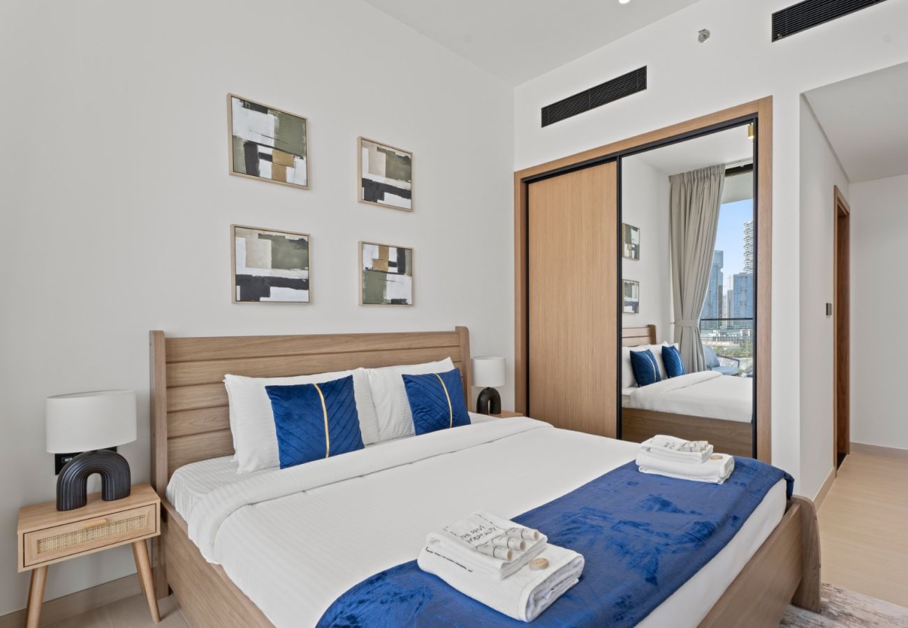 Apartment in Dubai - Aesthetic Elegance: 1 BDR in Binghatti Onyx