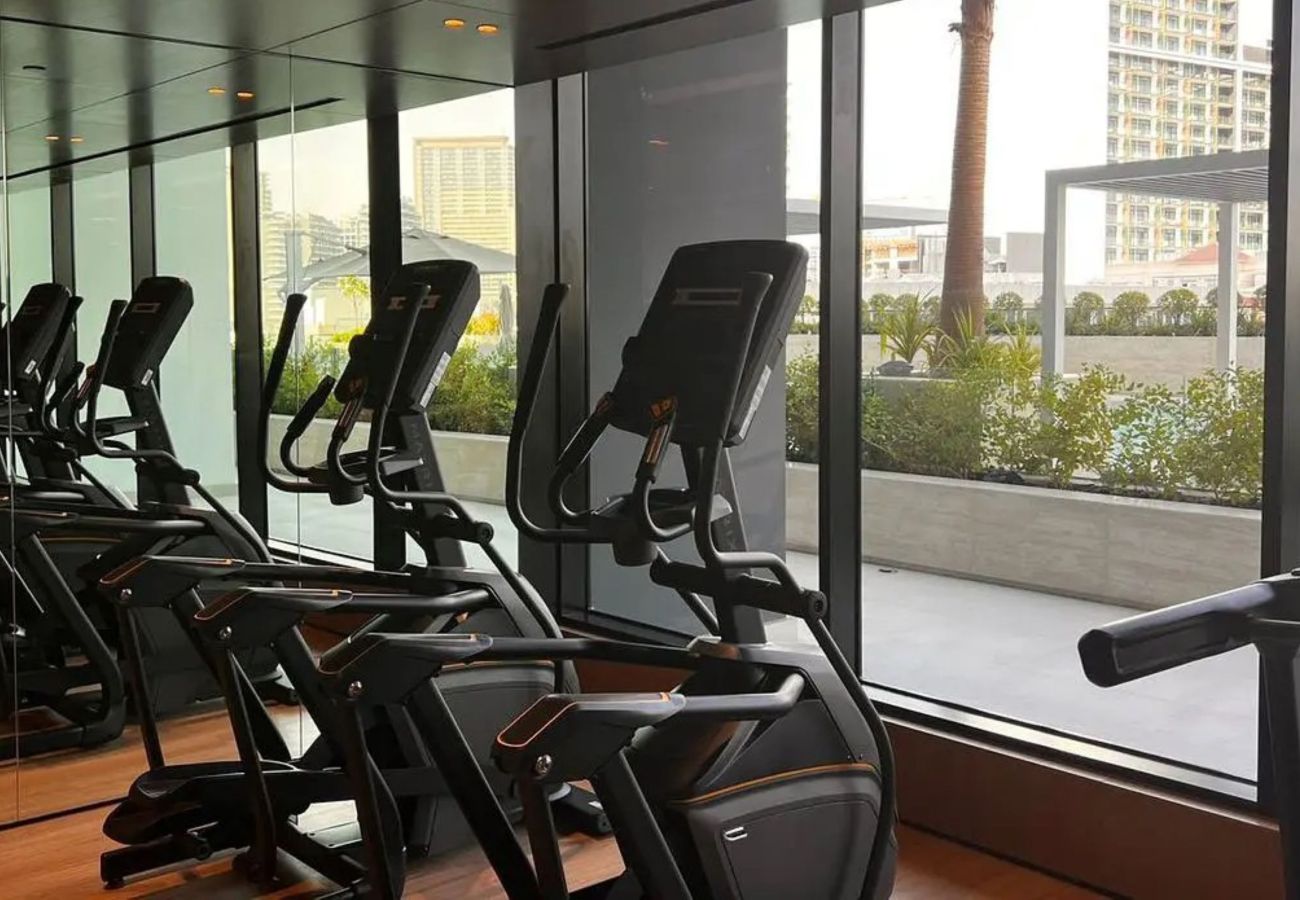 Apartment in Dubai - Aesthetic Elegance: 1 BDR in Binghatti Onyx