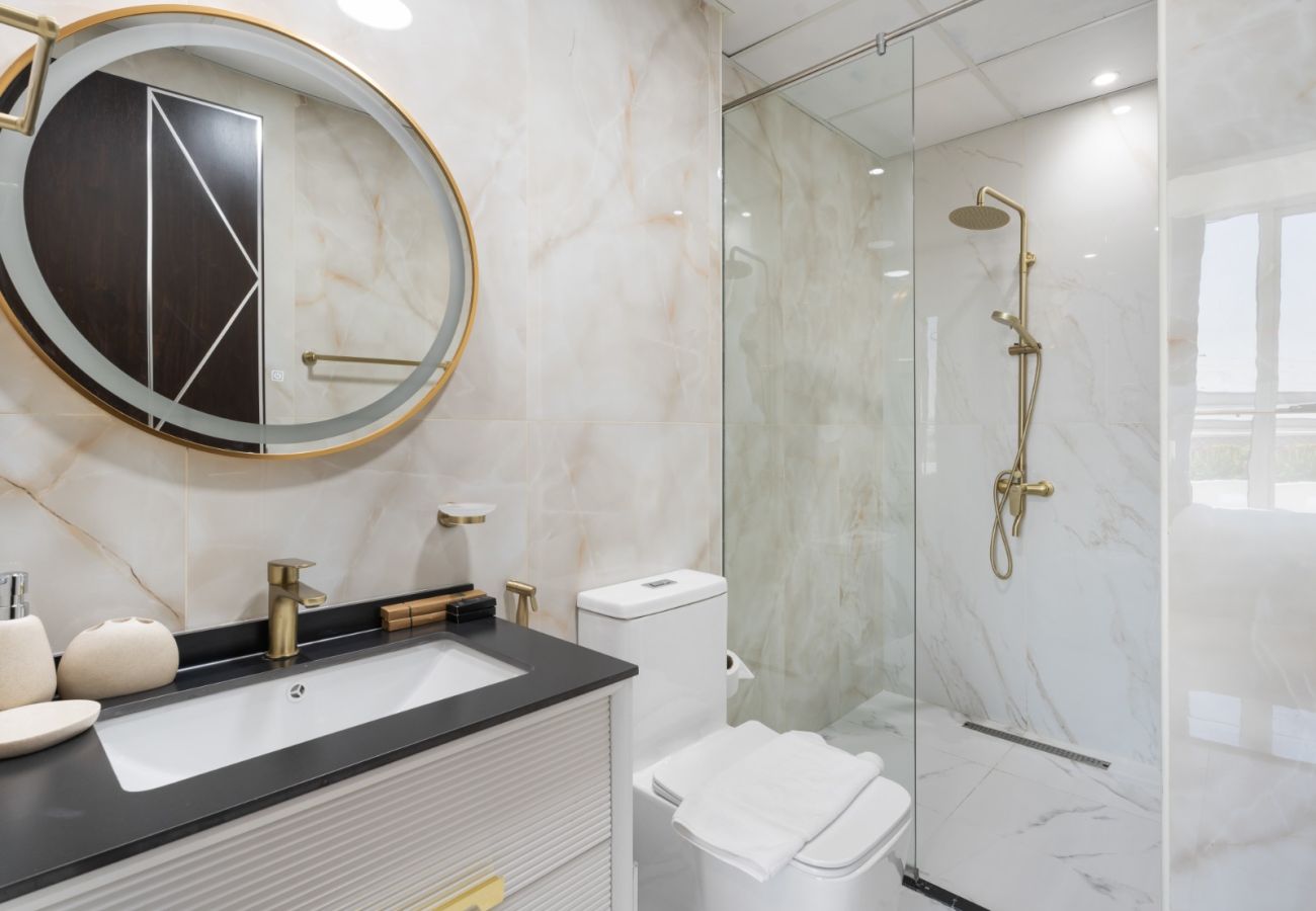 Apartment in Dubai - Spacious Comfy 2BR w Study in Gemz-05