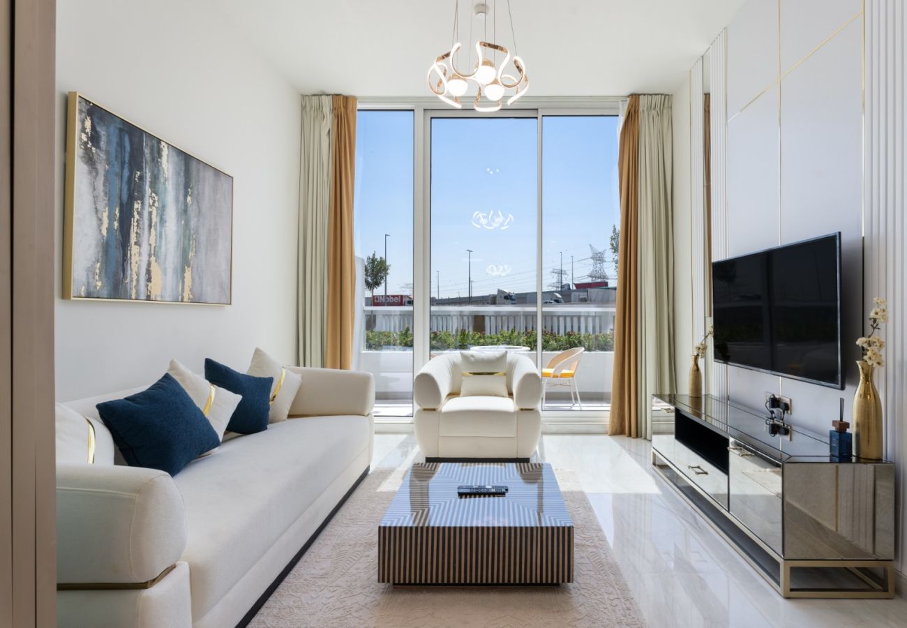 Apartment in Dubai - Spacious Comfy 2BR w Study in Gemz-05