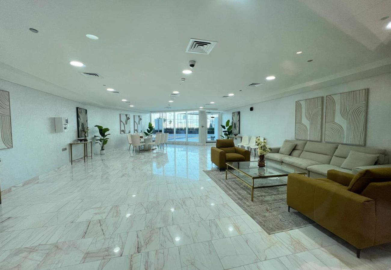 Apartment in Dubai - Spacious Comfy 2BR w Study in Gemz-05