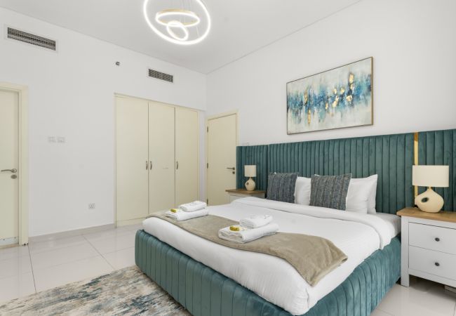 Apartment in Dubai - Luxury Prestige 1BR|Sleeps 4|-Damac Central Apartment in Dubai - Luxury Prestige 1BR|Sleeps 4|-Damac Central