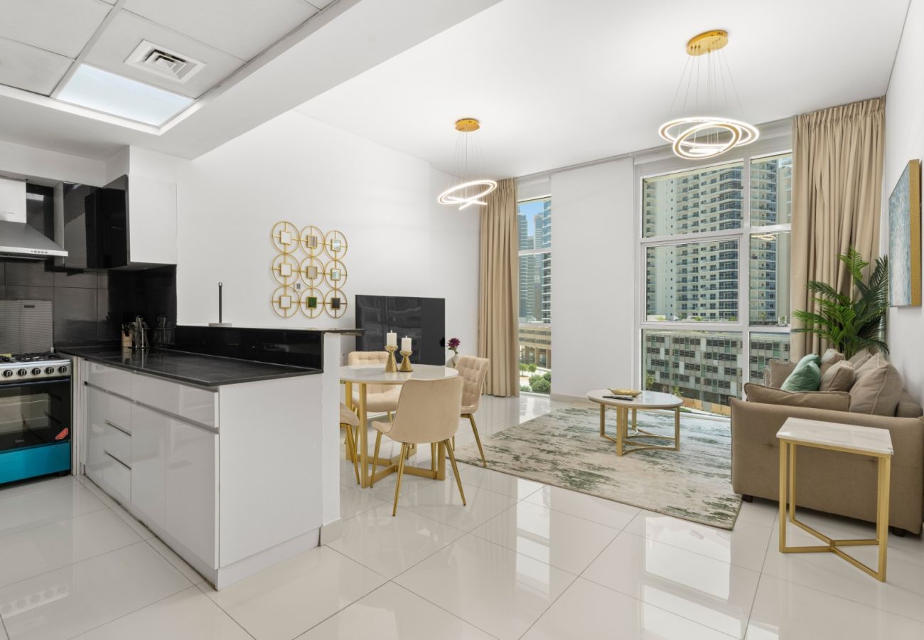 Apartment in Dubai - Luxury Prestige 1BR w/ Sofa Cum Bed-Damac Central