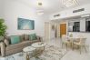 Apartment in Dubai - Luxury Prestige 1BR|Sleeps 4|-Damac Central Apartment in Dubai - Luxury Prestige 1BR|Sleeps 4|-Damac Central