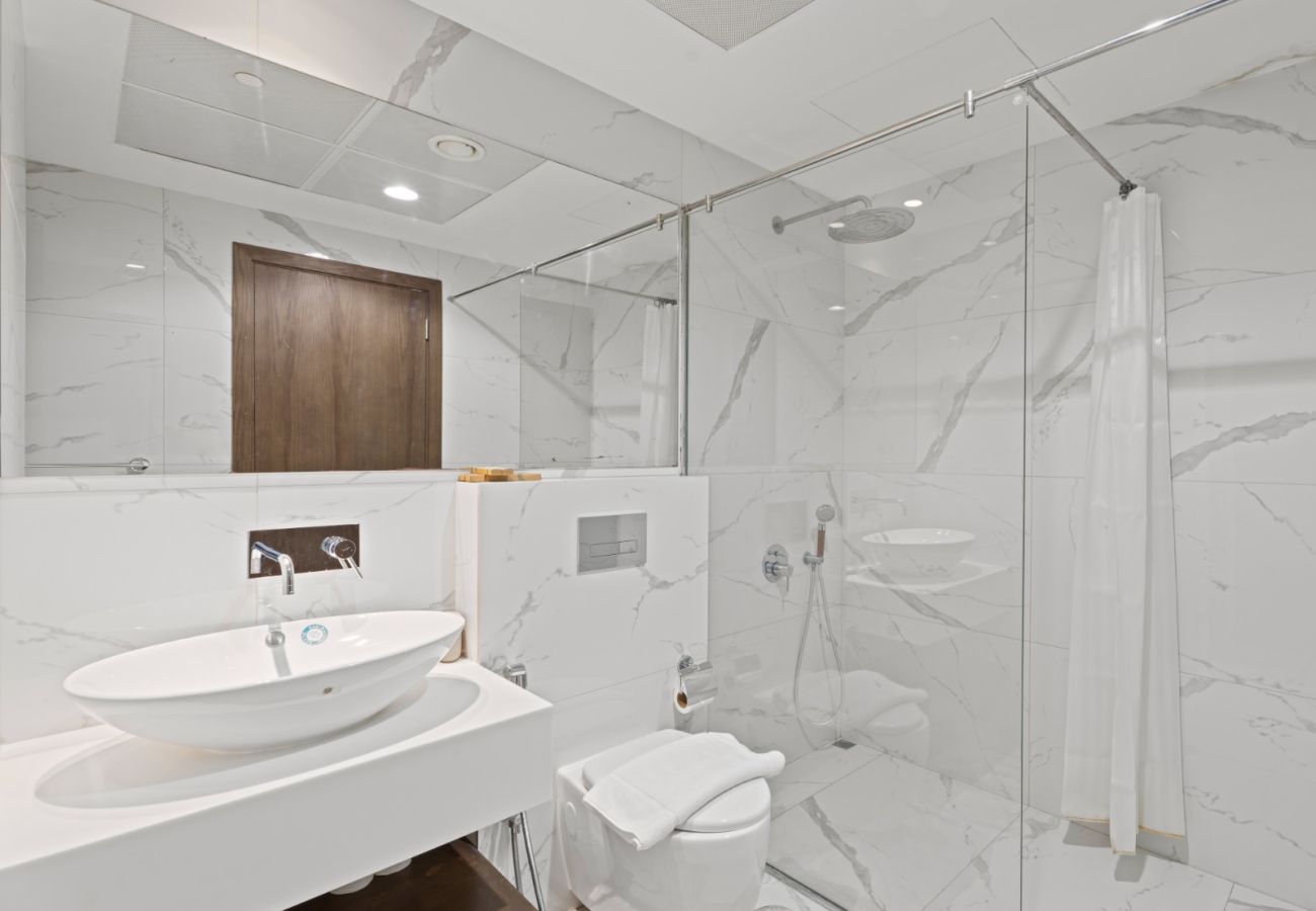 Apartment in Dubai - Spacious and Cozy 1BDR in Hameni
