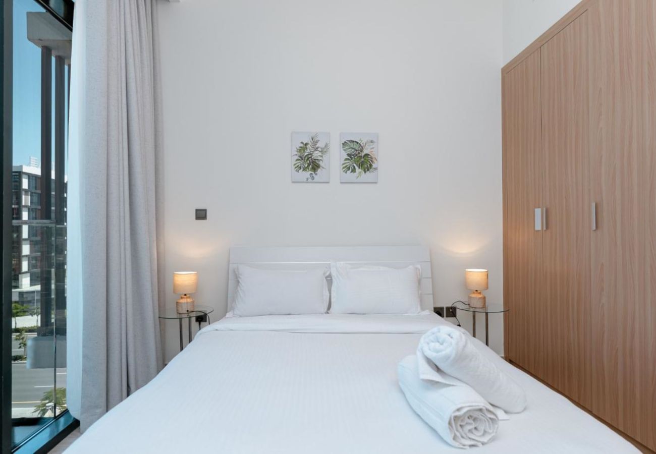 Studio in Dubai - Stayscape Luxe Studio in Azizi Riviera
