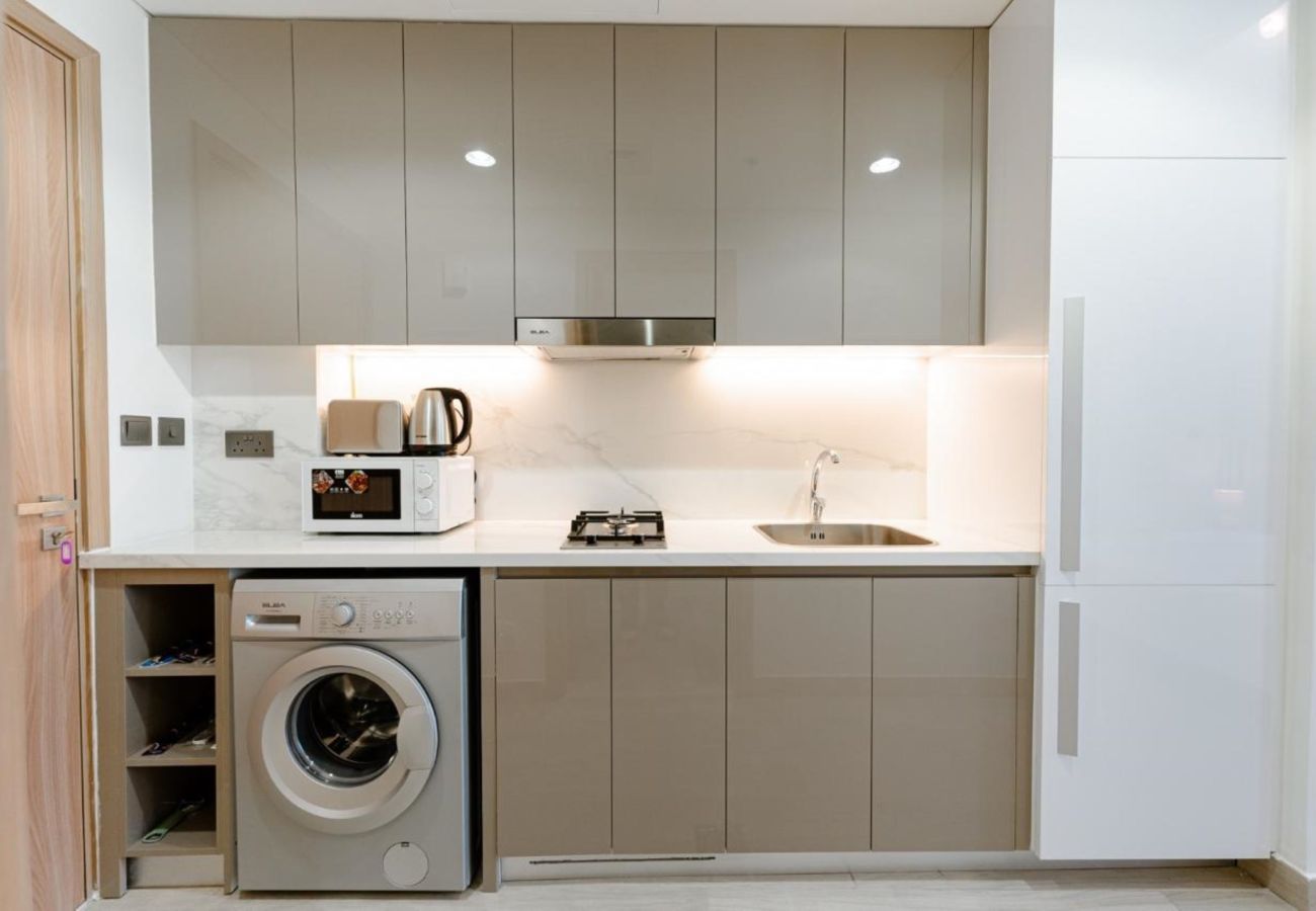 Studio in Dubai - Stayscape Luxe Studio in Azizi Riviera