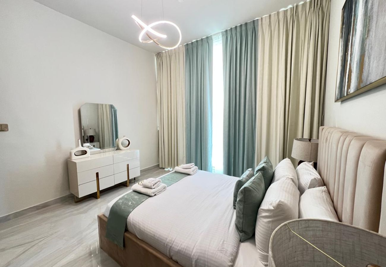 Apartment in Dubai - A Sophisticated 2BR Stay w Study in Gemz-9