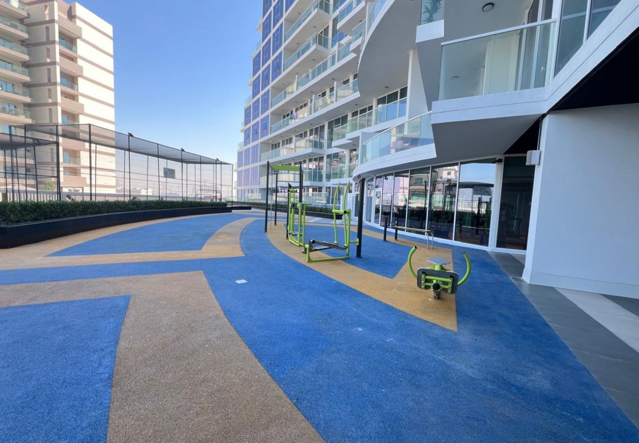 Apartment in Dubai - A Sophisticated 2BR Stay w Study in Gemz-9