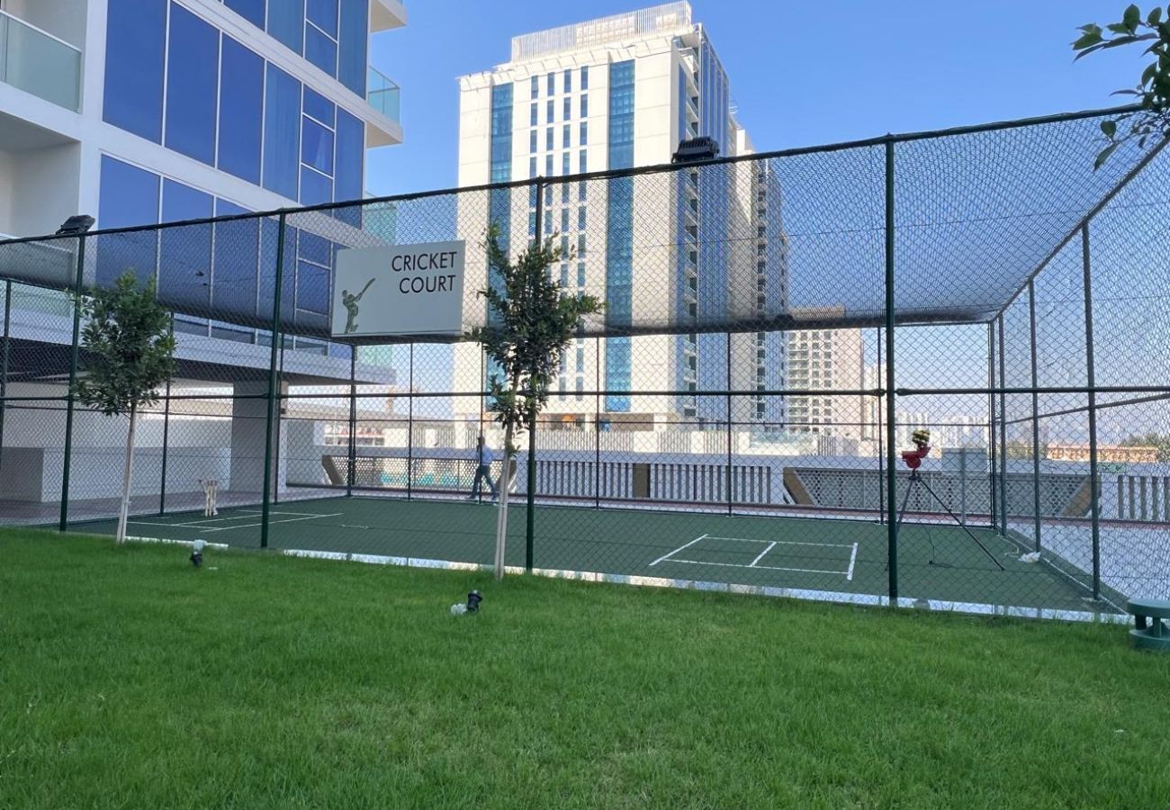 Apartment in Dubai - A Sophisticated 2BR Stay w Study in Gemz-9
