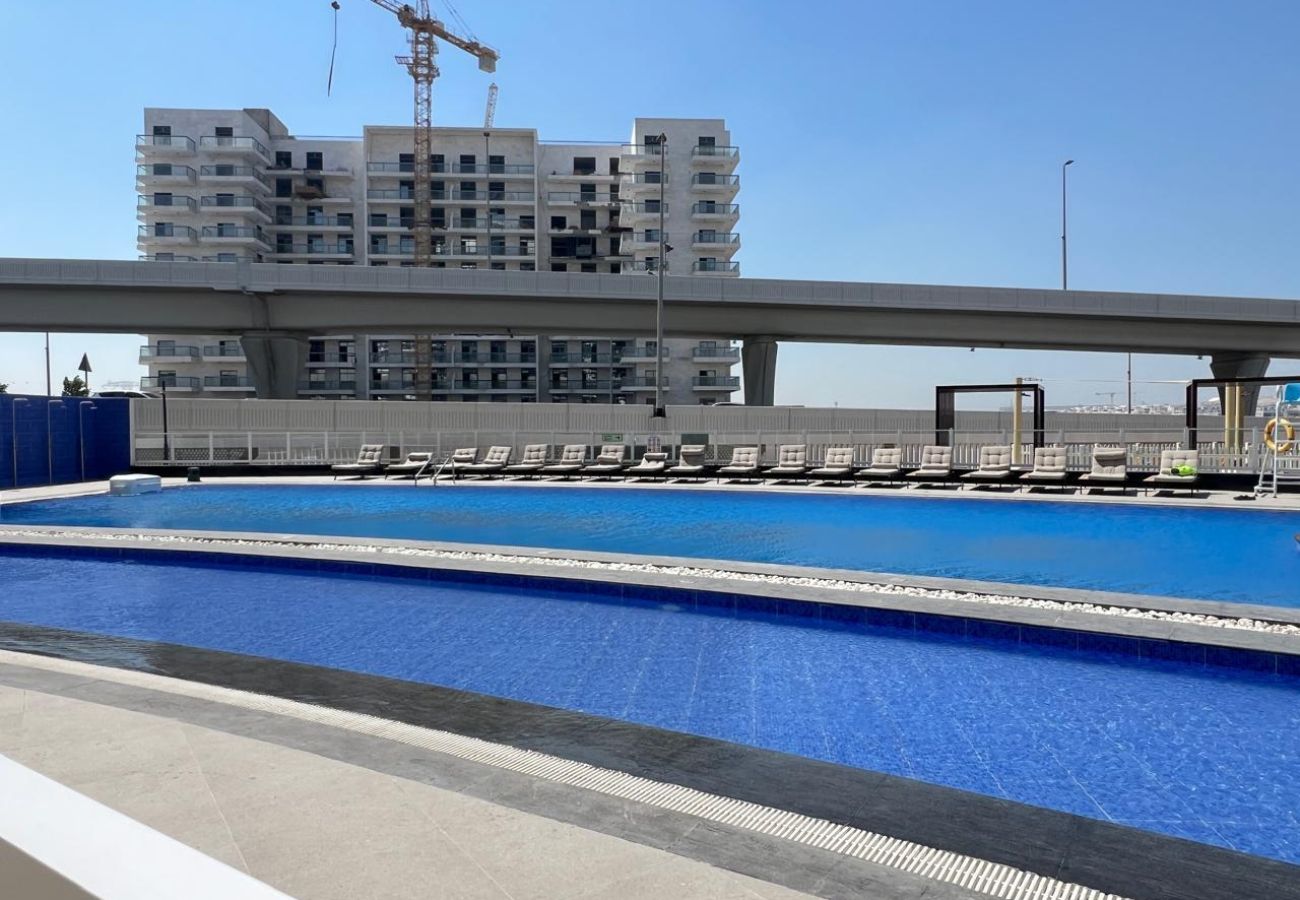 Apartment in Dubai - A Sophisticated 2BR Stay w Study in Gemz-9