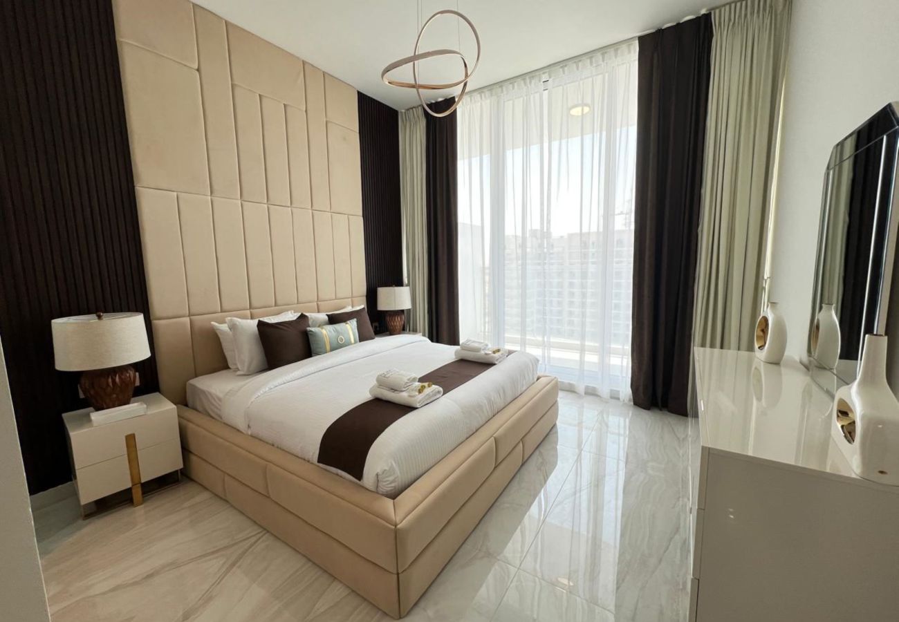 Apartment in Dubai - A Sophisticated 2BR Stay w Study in Gemz-9