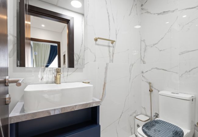 Apartment in Dubai - Velvet Luxe | 1BR w Private Pool in Gemz-15 Apartment in Dubai - Velvet Luxe | 1BR w Private Pool in Gemz-15