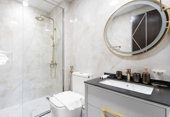 Apartment in Dubai - Velvet Luxe | 1BR w Private Pool in Gemz-15 Apartment in Dubai - Velvet Luxe | 1BR w Private Pool in Gemz-15