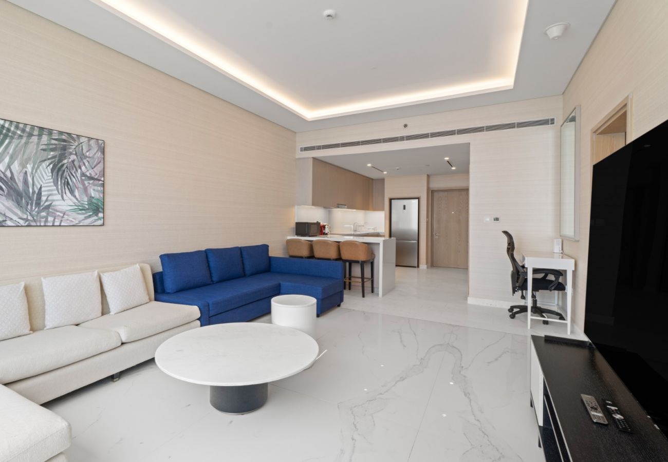 Apartment in Dubai - Tranquil Pearl | Luxe 1BR Island Retreat in Palm