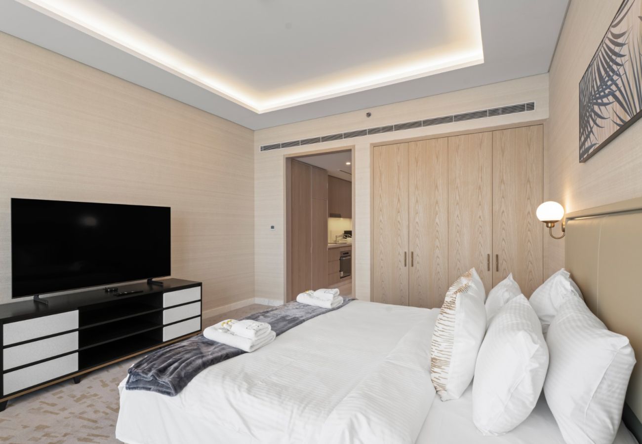 Studio in Dubai - Sunset Bliss | Elegant Palm Island Studio