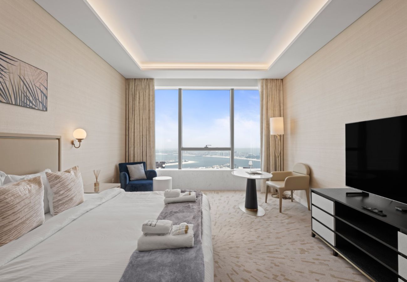 Studio in Dubai - Sunset Bliss | Elegant Palm Island Studio
