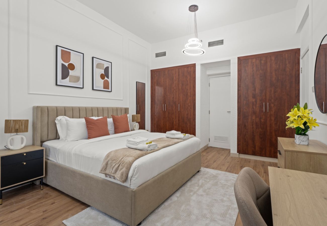 Apartment in Dubai - The Elite 1BR Escape in Escan