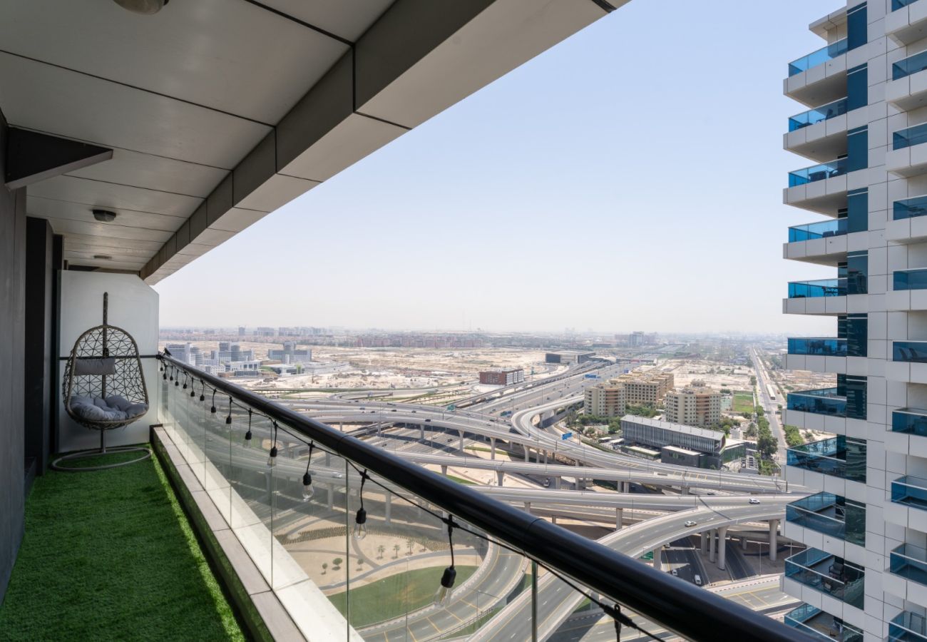 Apartment in Dubai - The Elite 1BR Escape in Escan