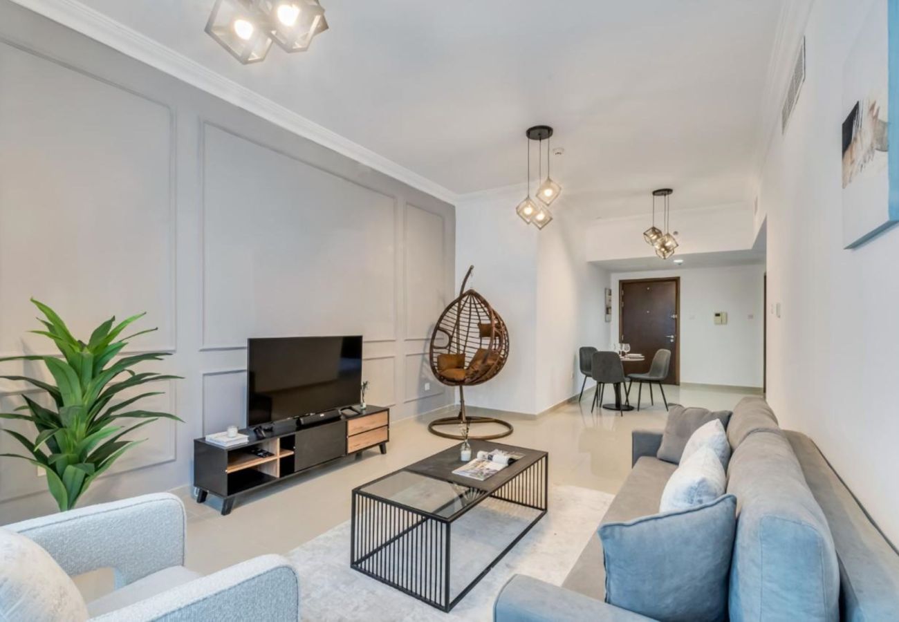 Apartment in Dubai - The Radiance 1BR Suite w Sofa Cum Bed in Ontario