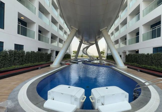 Studio in Dubai - Opalz Reverie | Luxe Studio Escape-08 Studio in Dubai - Opalz Reverie | Luxe Studio Escape-08