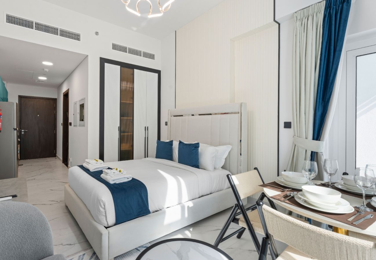 Studio in Dubai - Opalz Reverie | Luxe Studio Escape