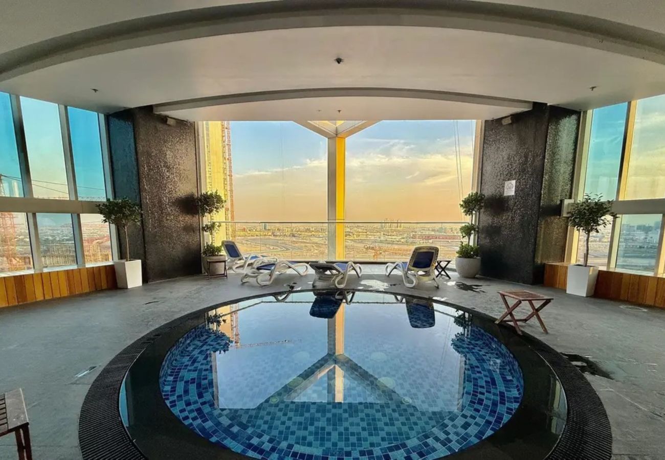 Apartment in Dubai - Bliss & Beyond | Classy 1BR w Extra Bed in Miraclz