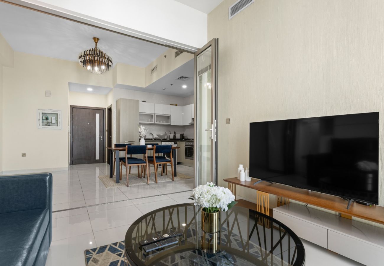 Apartment in Dubai - Bliss & Beyond | Classy 1BR w Extra Bed in Miraclz