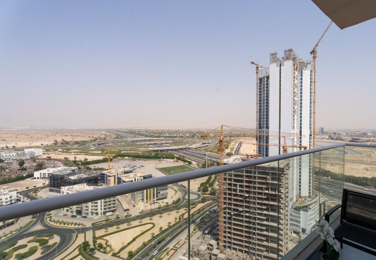 Apartment in Dubai - Bliss & Beyond | Classy 1BR w Extra Bed in Miraclz