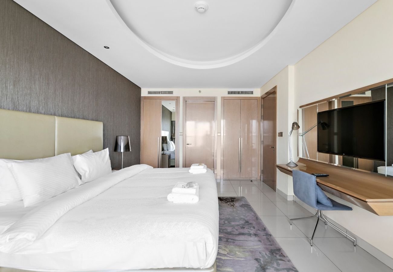 Apartment in Dubai - The Signature Suite 1BDR in Paramount Tower A