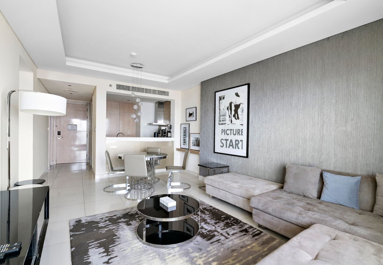 Apartment in Dubai - The Signature Suite 1BDR in Paramount Tower A