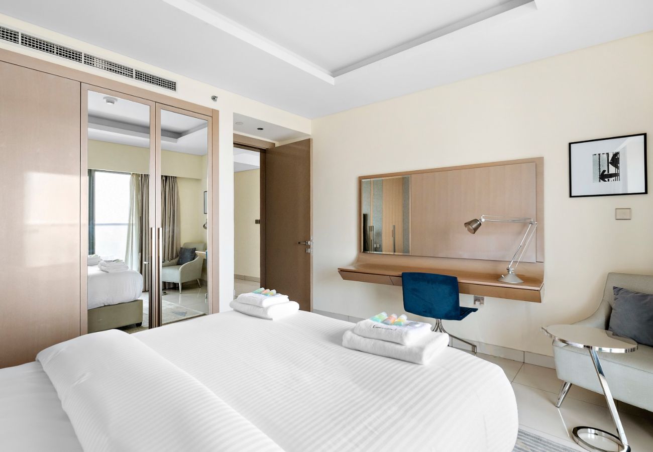 Apartment in Dubai - The Signature Suite 1BDR in Paramount Tower A