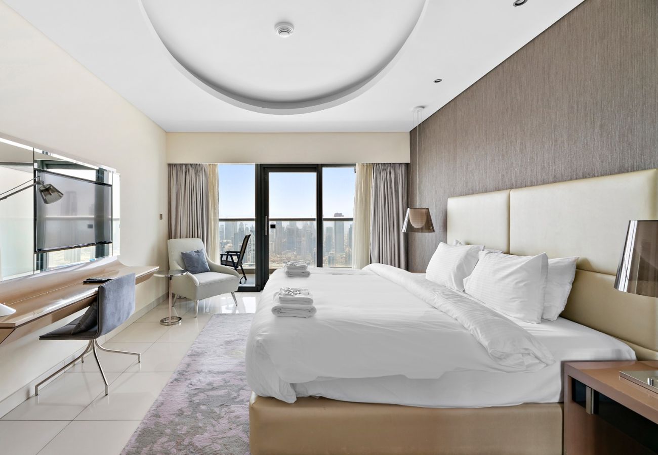 Apartment in Dubai - The Signature Suite 1BDR in Paramount Tower A