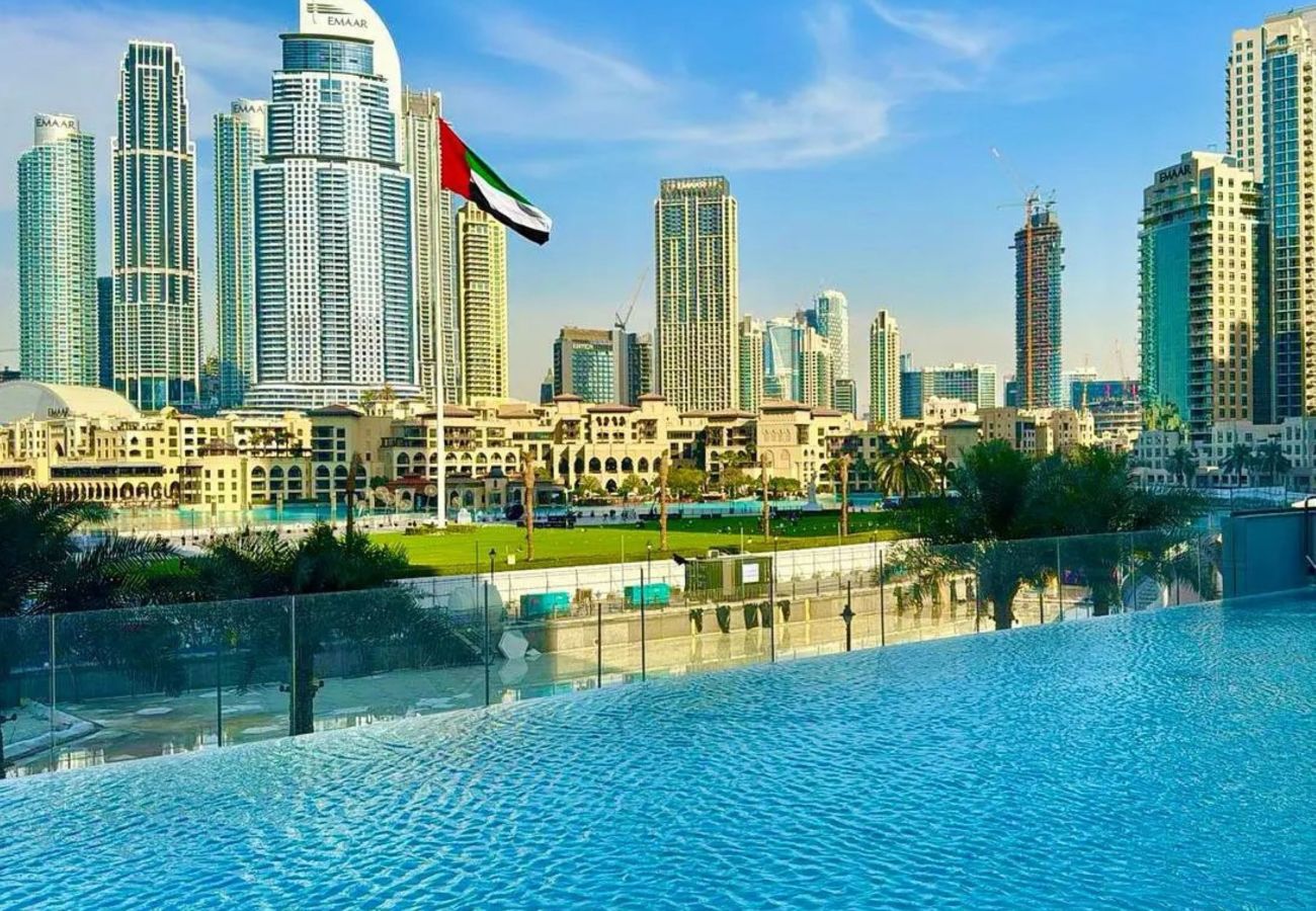 Apartment in Dubai - Grande Essence: Elegant 1BR in Downtown