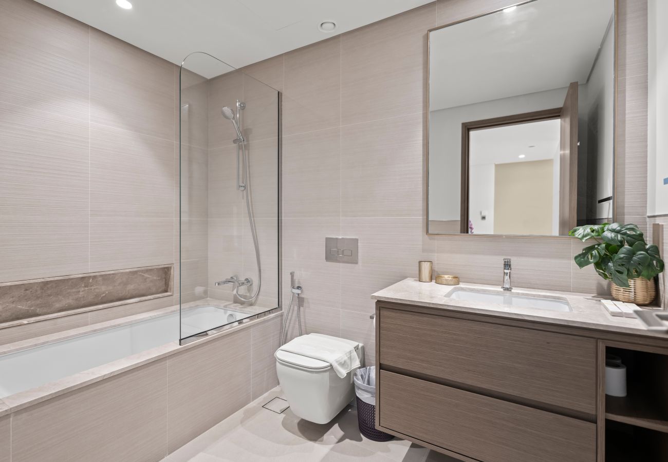 Apartment in Dubai - Grande Essence: Elegant 1BR in Downtown