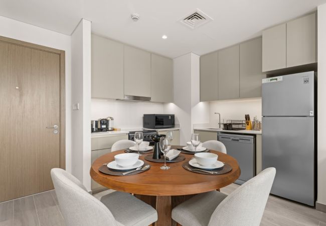 Apartment in Dubai - Radiant Luxe 1BR+Sofa Bed |Sleeps 4| in Lotus 3 Apartment in Dubai - Radiant Luxe 1BR+Sofa Bed |Sleeps 4| in Lotus 3