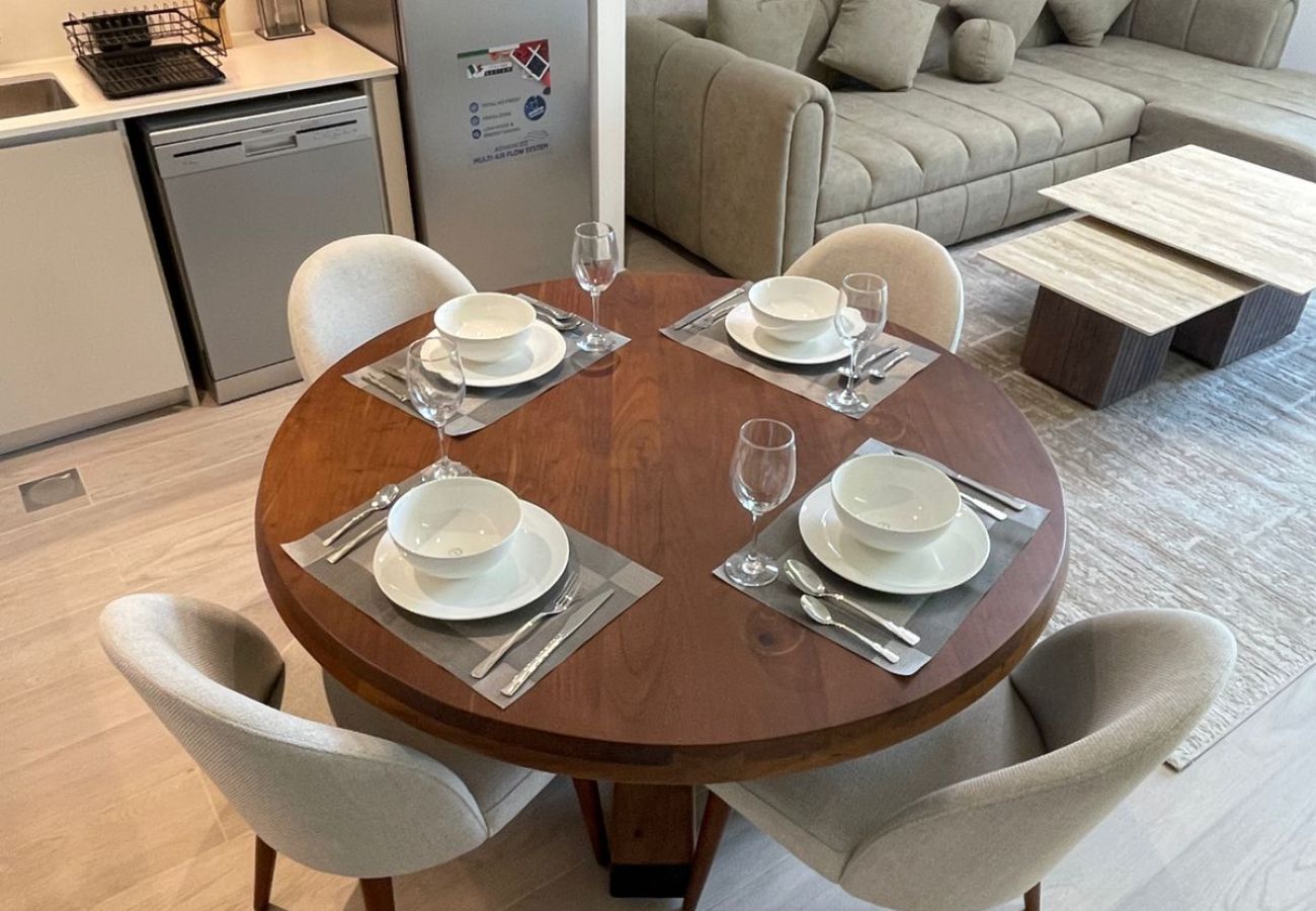 Apartment in Dubai - Radiant Luxe Retreat | 1BR w Sofa Bed in Lotus 3