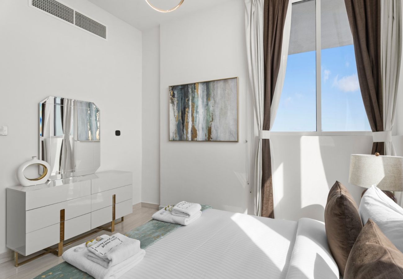 Apartment in Dubai - Gemz Luxury 2BR+Private Pool+Study-07