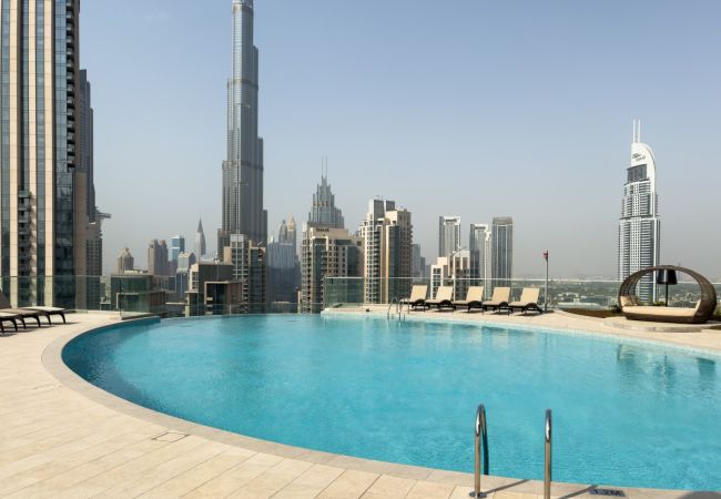 Apartment in Dubai - Royale 1BR+Study|Sleeps 4|Full Burj Khalifa View Apartment in Dubai - Royale 1BR+Study|Sleeps 4|Full Burj Khalifa View