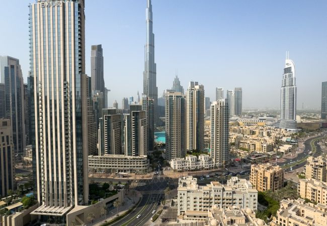 Apartment in Dubai - Royale 1BR+Study|Sleeps 4|Full Burj Khalifa View Apartment in Dubai - Royale 1BR+Study|Sleeps 4|Full Burj Khalifa View