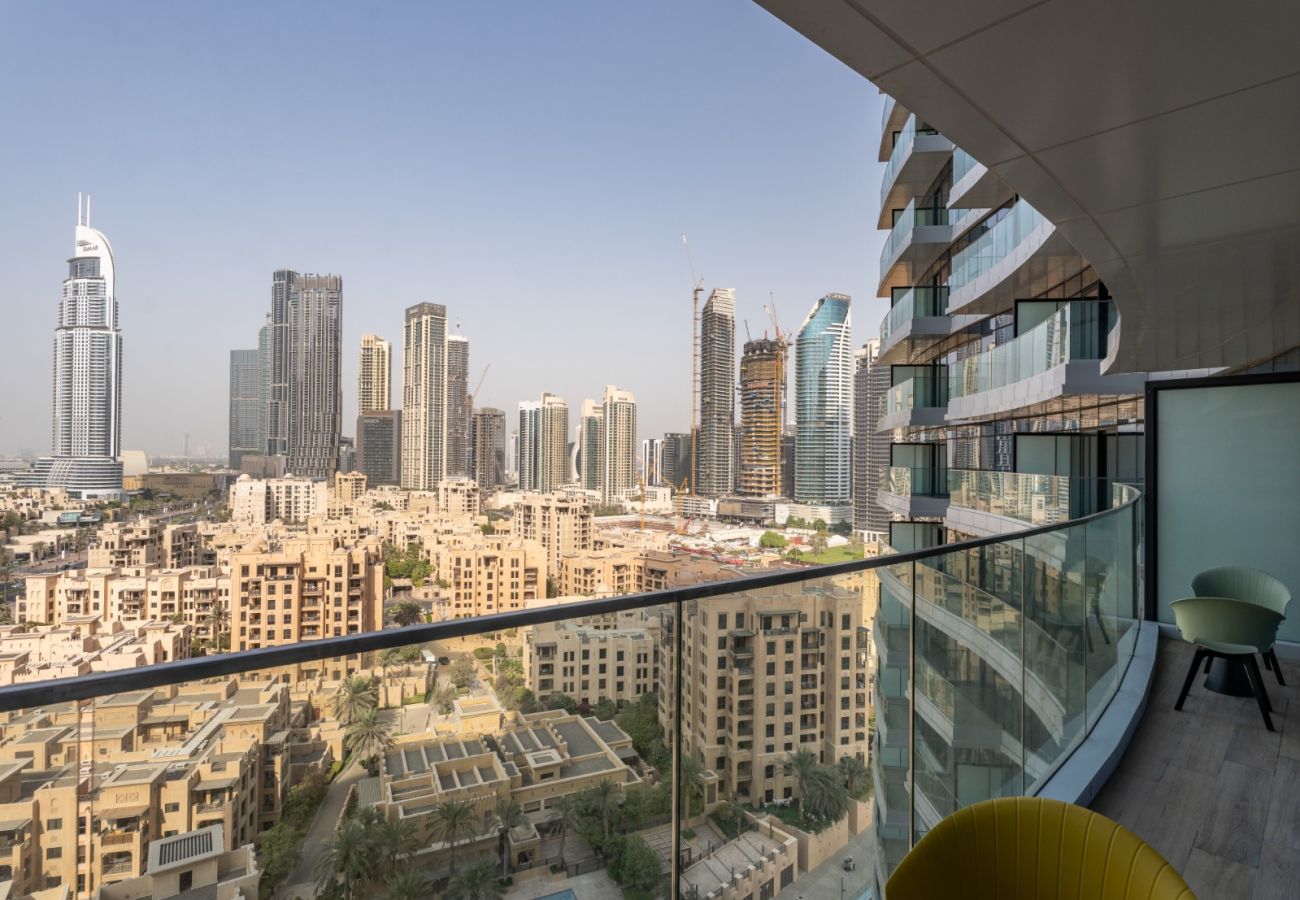 Apartment in Dubai - Royale 1BR+Study|Sleeps 4|Full Burj Khalifa View
