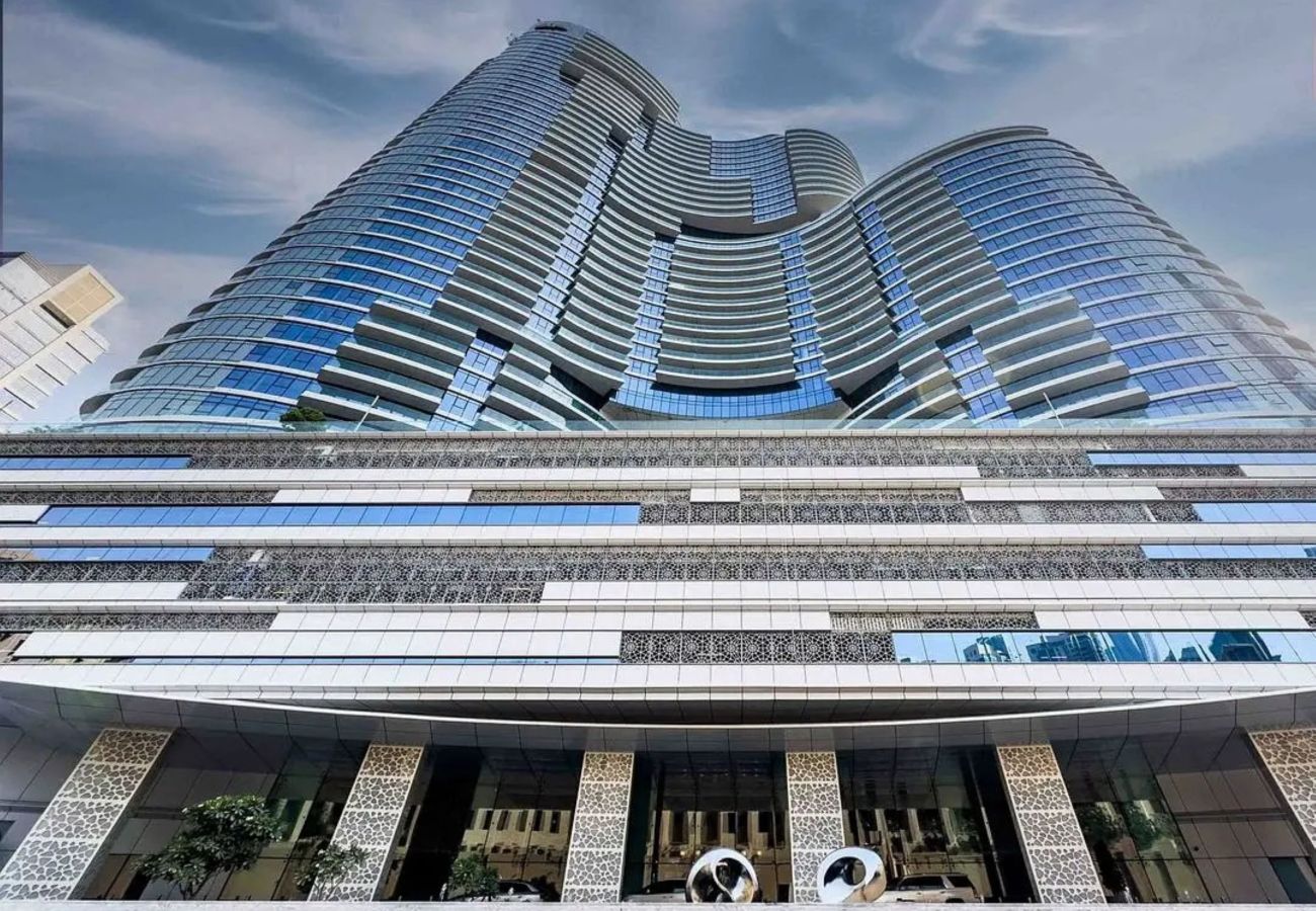 Apartment in Dubai - Royale 1BR+Study|Sleeps 4|Full Burj Khalifa View