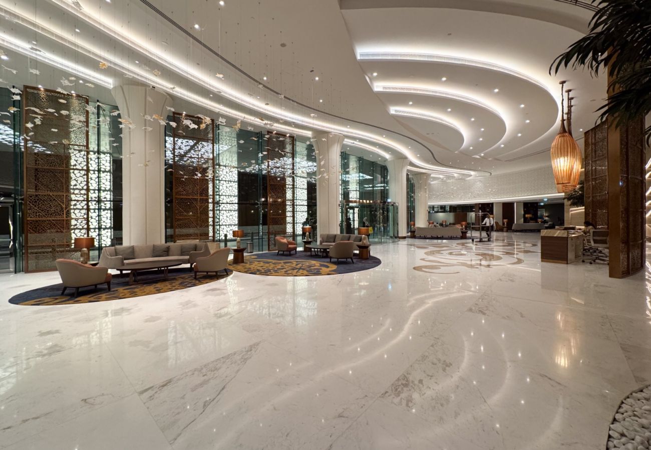 Apartment in Dubai - Royale 1BR+Study|Sleeps 4|Full Burj Khalifa View