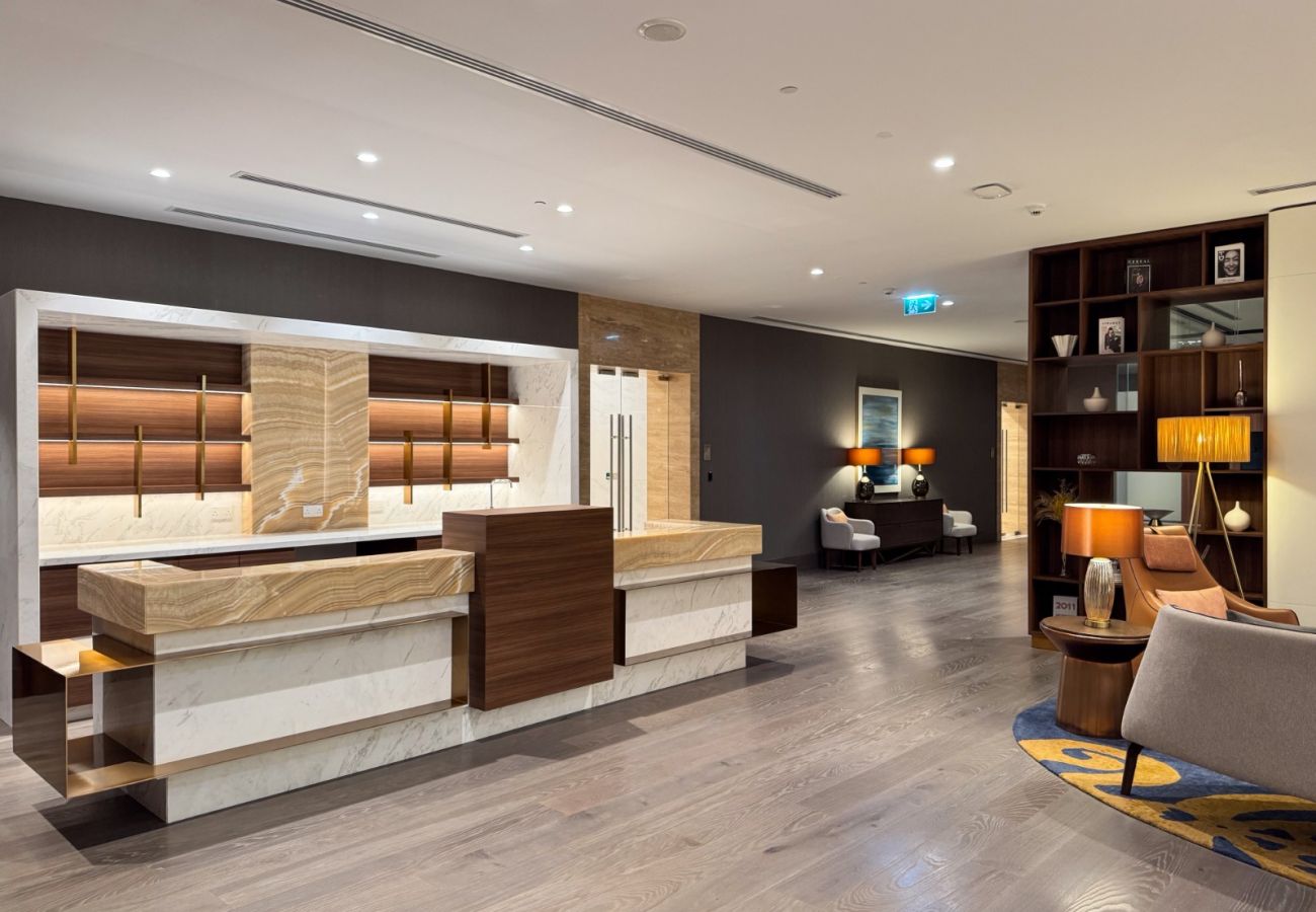 Apartment in Dubai - Royale 1BR+Study|Sleeps 4|Full Burj Khalifa View